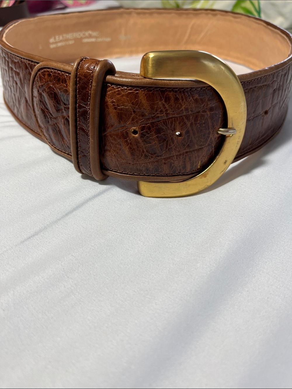Vintage Leather rock brown croc print wide belt brass buckle leather USA Large